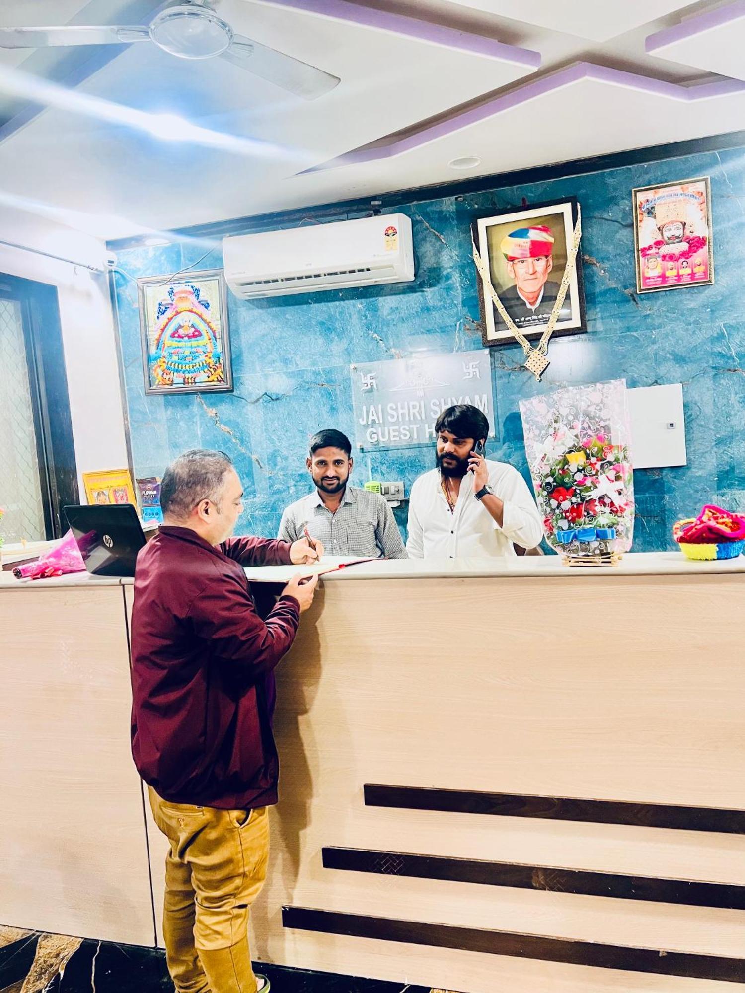 Shree Shyam Hotel Toran Dawar Khātu Dış mekan fotoğraf